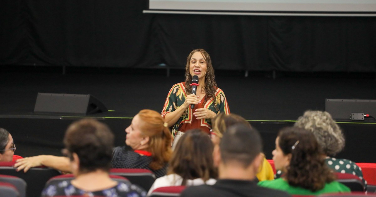 Programa da Semed reúne servidores para discutir convivência profissional e ética