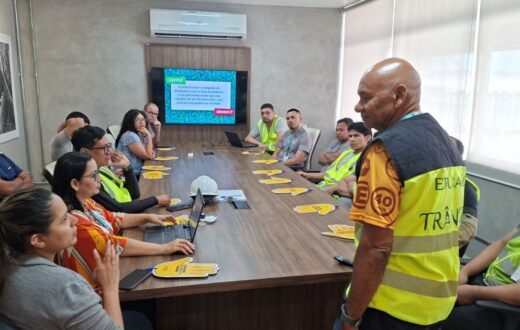 Educação para o trânsito é levada a trabalhadores de empresa no Distrito Industrial de Manaus