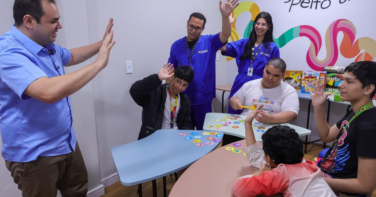 Atendimento especializado acompanha adolescentes com TEA em diferentes situações do cotidiano em Manaus