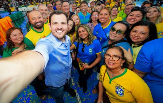 Dia do Professor reúne relatos sobre tecnologia, transporte e aprendizagem em Manaus